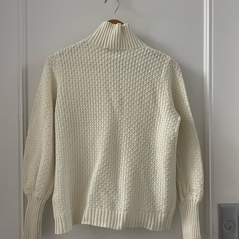 White Sweater | Size Small - Picture 3 of 3